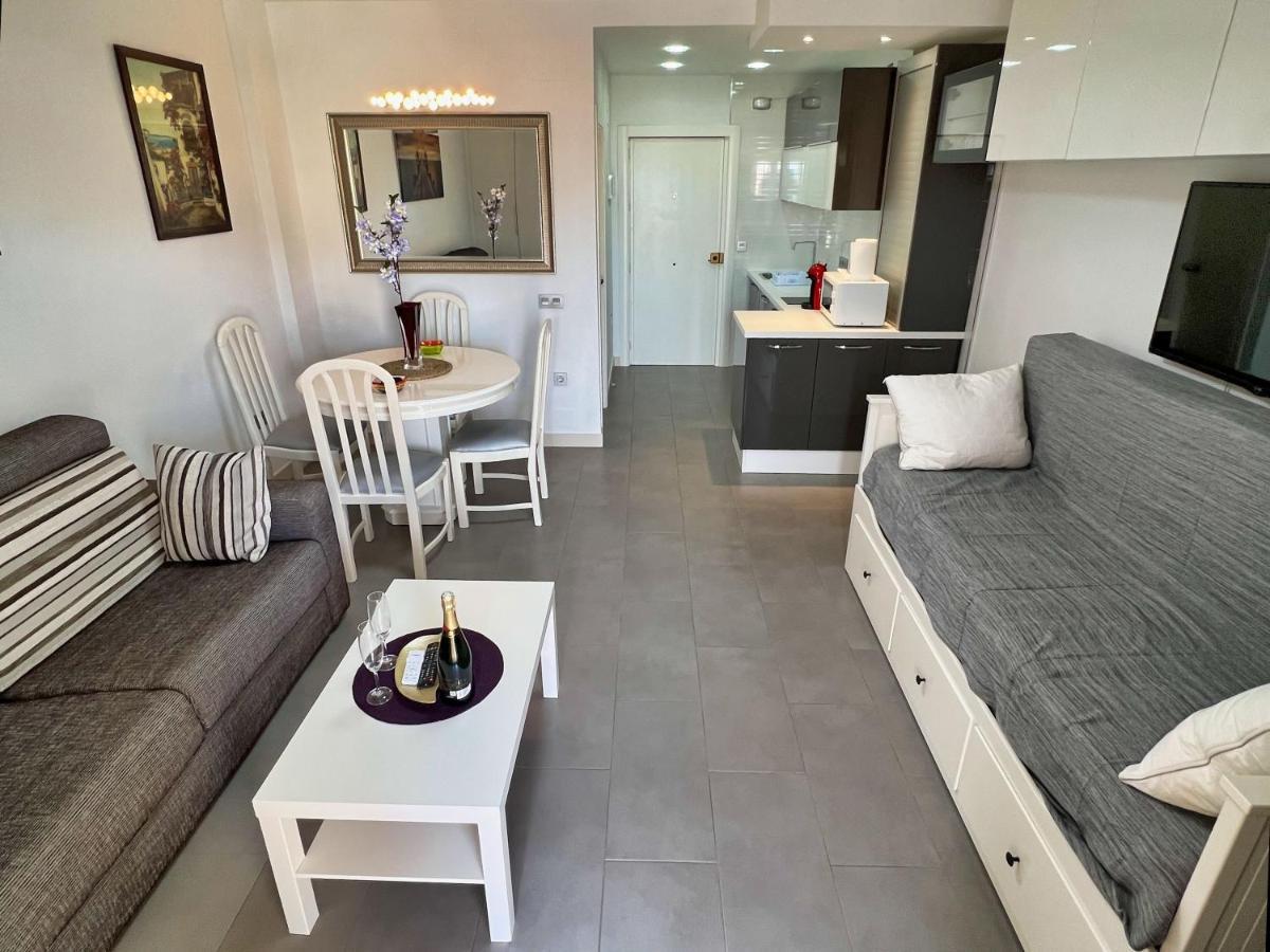 Benalbeach Playa - Estudio En Benalmádena Eksteriør bilde